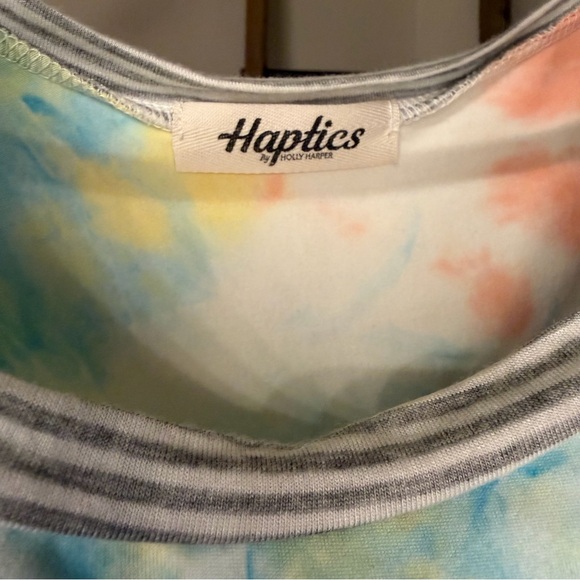 Haptics Tie Dye Short Sleeve Pocket Top - Size 1X - Picture 3 of 4